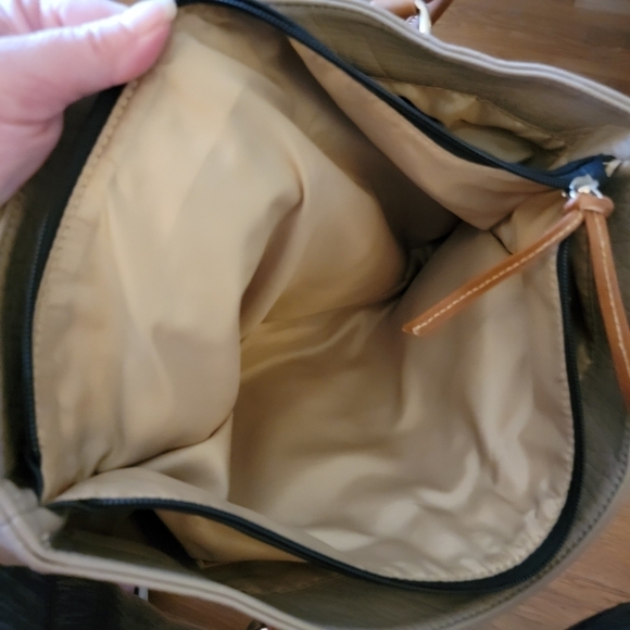 Kim Rogers Purse Shoulder Bag Tote Two Tone Color Block Black Tan Brown - Picture 8 of 16